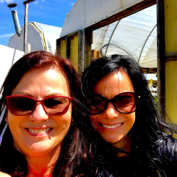 ❤WELCOME TO MY POSHMARK PARADISE ❤ - Picture 13 of 16